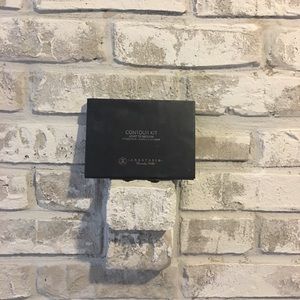 Anastasia Beverly Hills Contour Kit